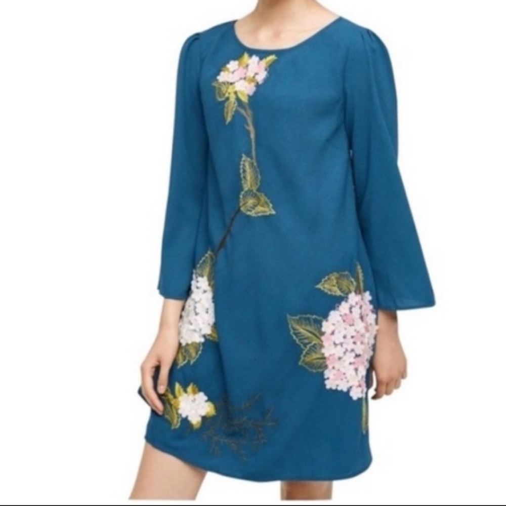 Varun Bahl Anthropologie Enbroidered Long Sleeve 3D Hydrangea Details Dr…